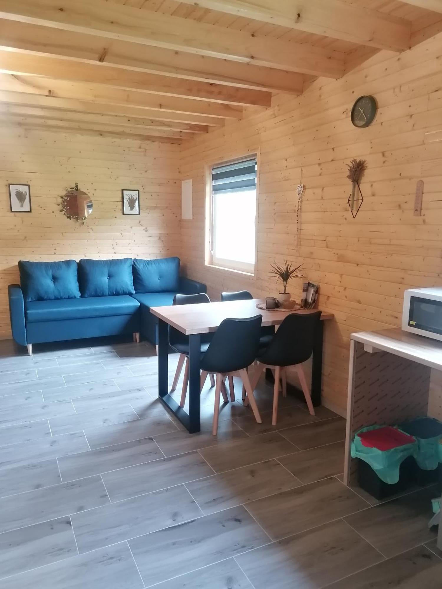 Lisi Zakatek Villa Чарна Екстериор снимка